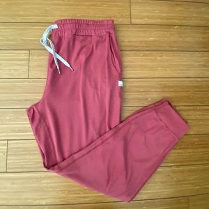 Vuori Performance Joggers Pink/Coral Medium EUC